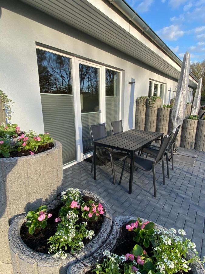 Haus Wesloer Landstrasse 6B Fuer 4 Personen Appartement Lübeck Buitenkant foto